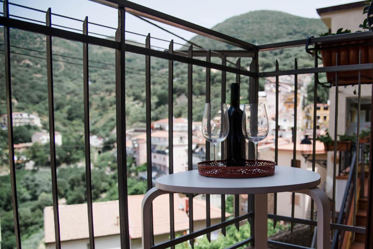 Le Sorelle - Casa Vacanze Пишотта Экстерьер фото